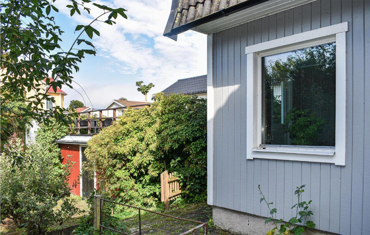 Cozy Home In Karlskrona With Kitchen Bagian luar foto